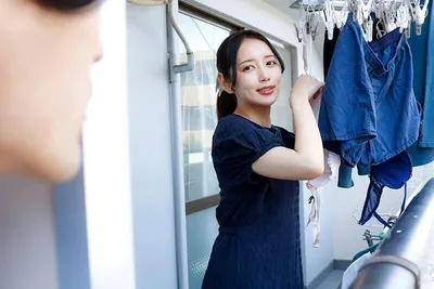 Mối tình ngắn ngủi với em gái hàng xóm đã có người chồng cạnh bên