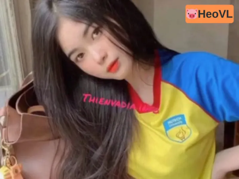 Clip xxx với nữ học sinh hutech mông bự