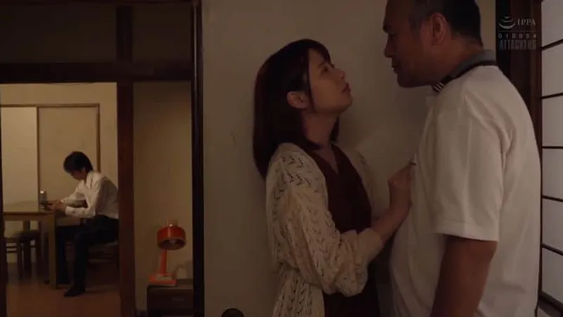 Con dâu “nghiện” sau một lần bị bố anh xã làm thịt