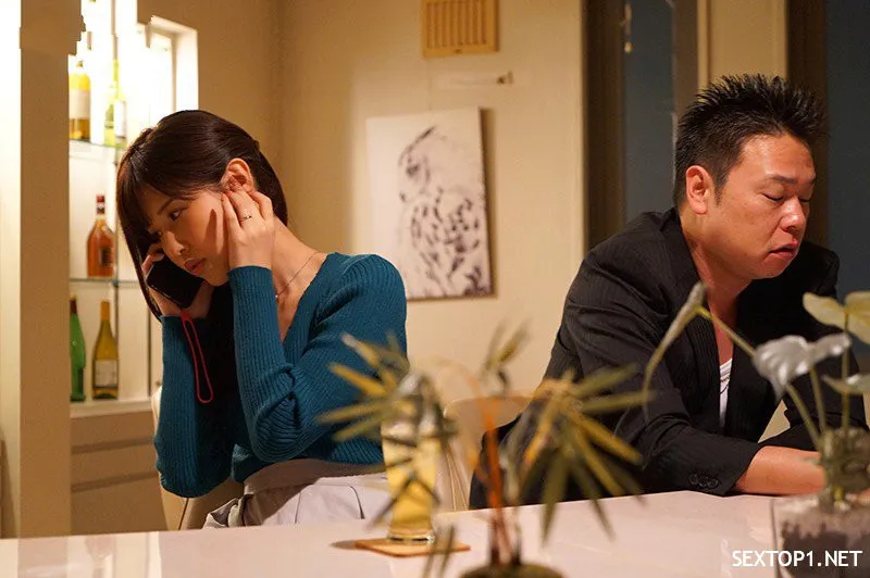 Gã chồng yếu, cô vợ tìm đến người yêu củ