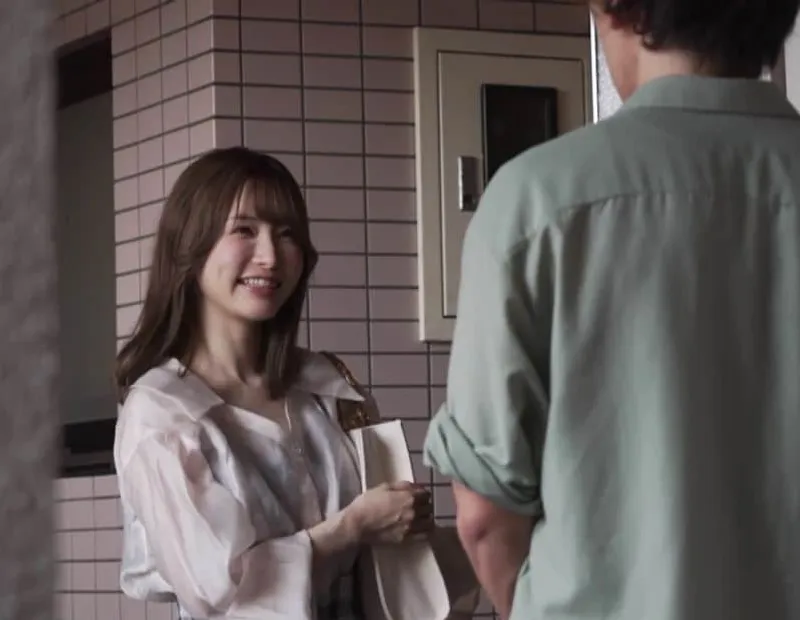 Tranh thủ 2 ngày vợ yêu đi vắng ở nhà trả bài em nhà đối diện xinh đẹp mới chuyển tới